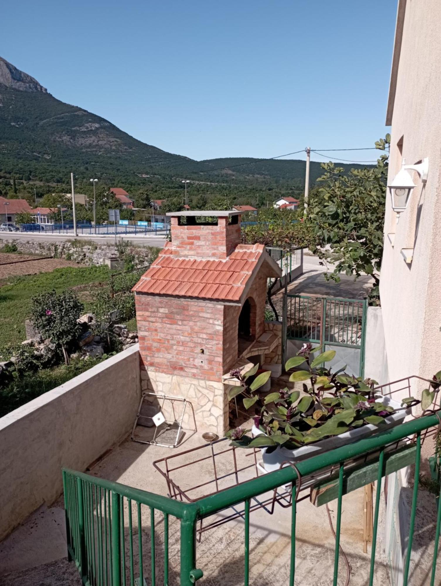 Luce Appartement Kijevo Buitenkant foto